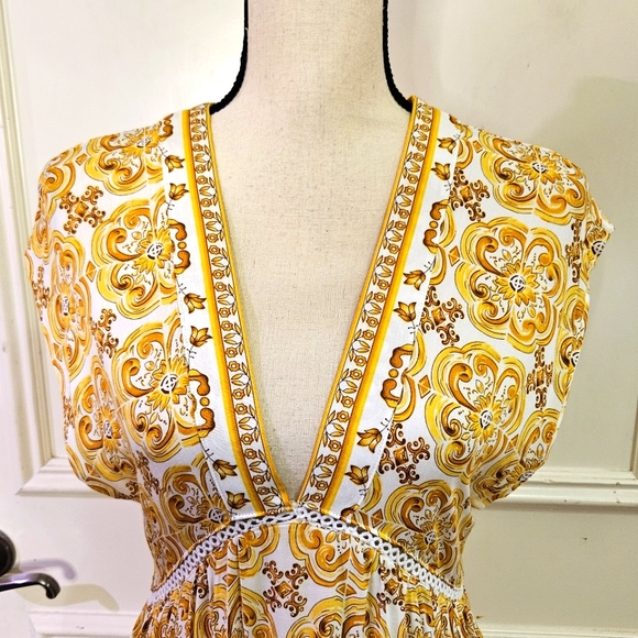 Loveriche Yellow Multi-Color Baroque V-Neckline Front Slit Maxi Dress,Small - Picture 5 of 15